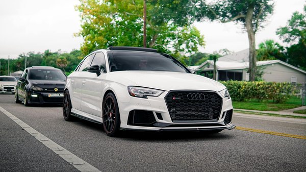 Voiture électrique : guide complet sur les modèles volvo